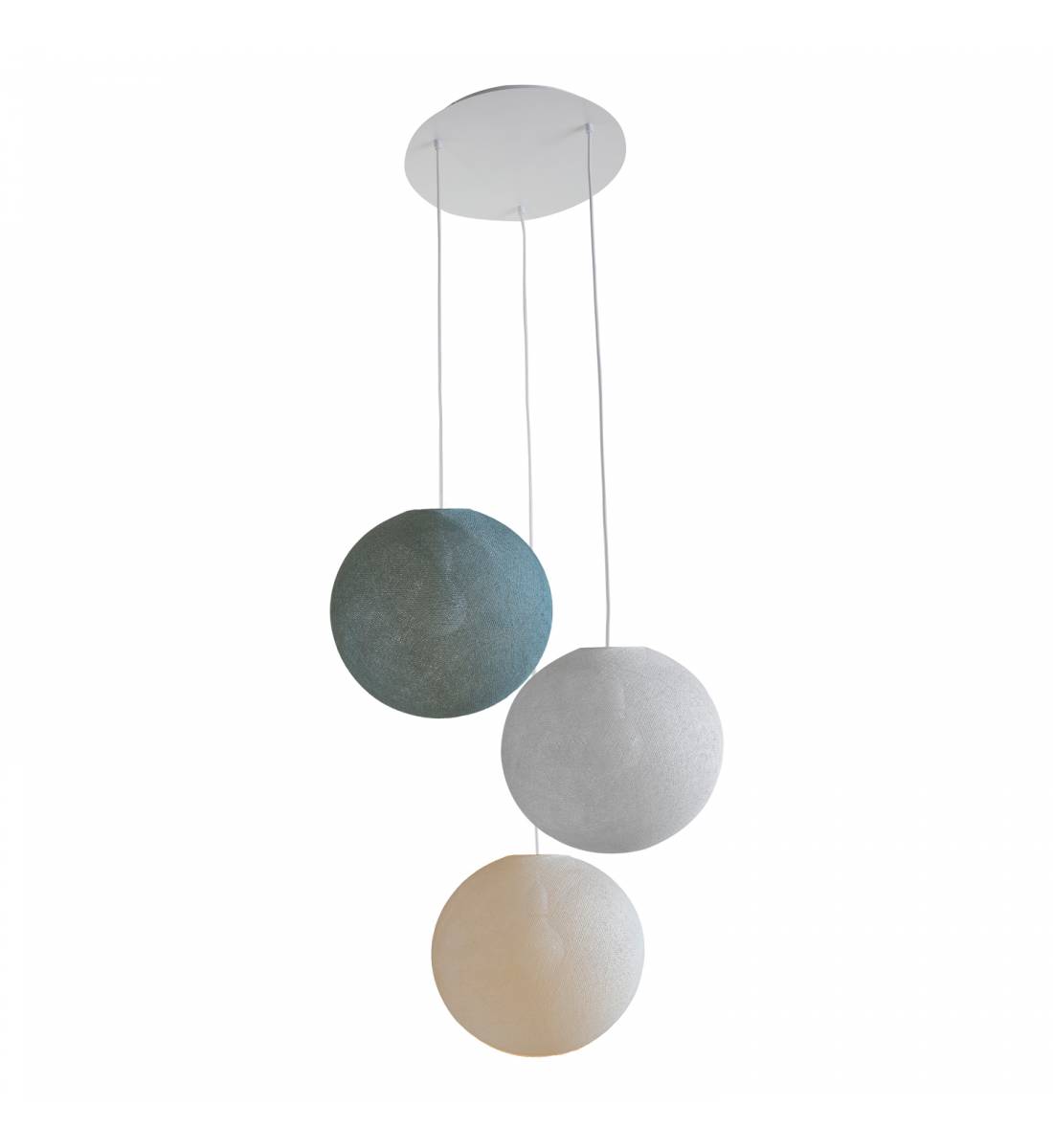 Plafonnier blanc 3 globes 31 vert de gris - gris perle - écru - Ceiling light 3 - La Case de Cousin Paul