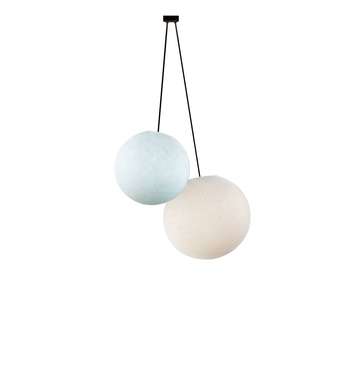Dubbele hanglamp met bollen – Hemelsblauw en Ivoor - Dubbel lamp ballampen - La Case de Cousin Paul